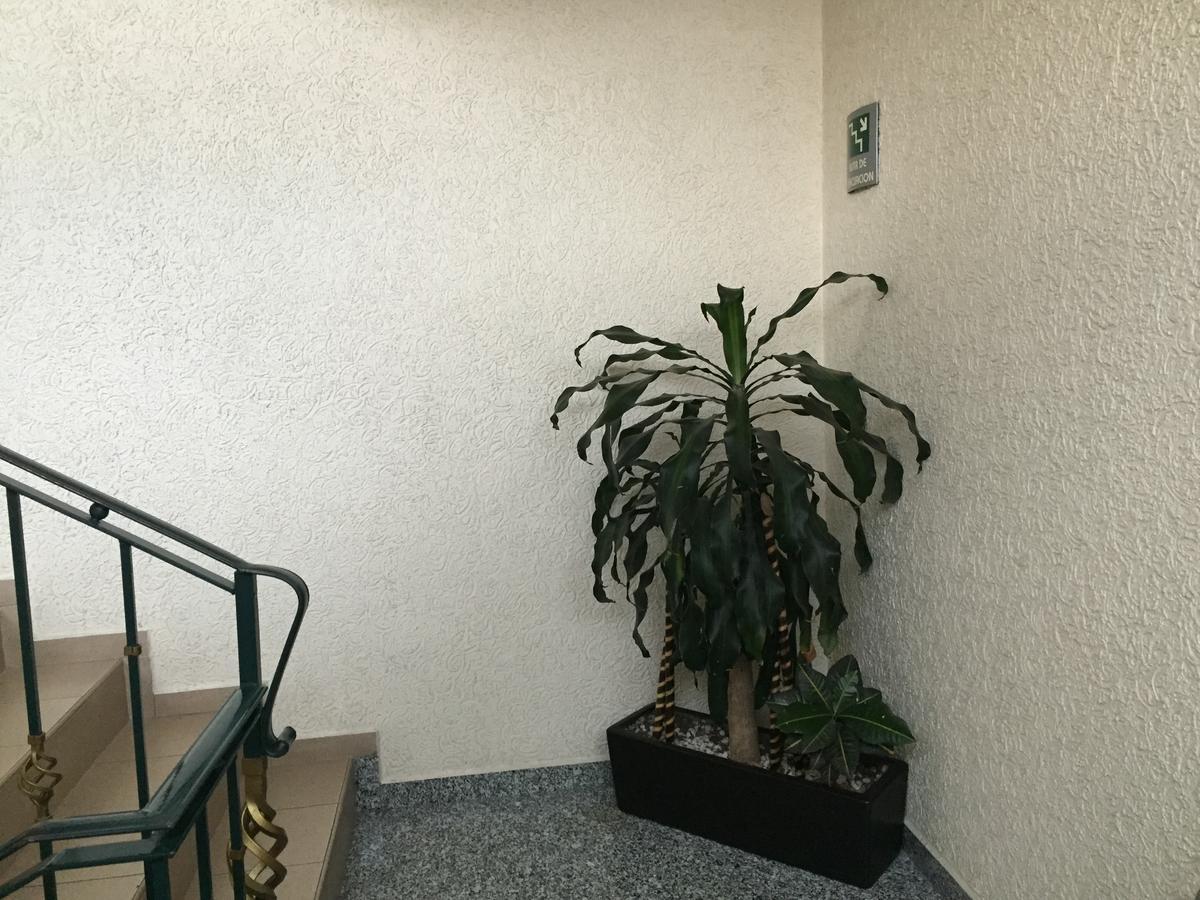 Hotel La Luna Мехико Экстерьер фото