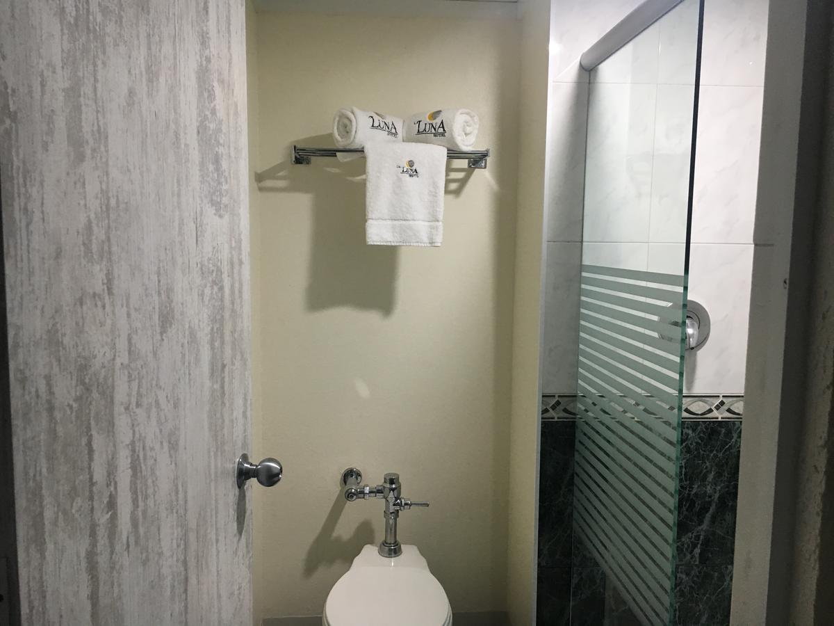 Hotel La Luna Мехико Экстерьер фото