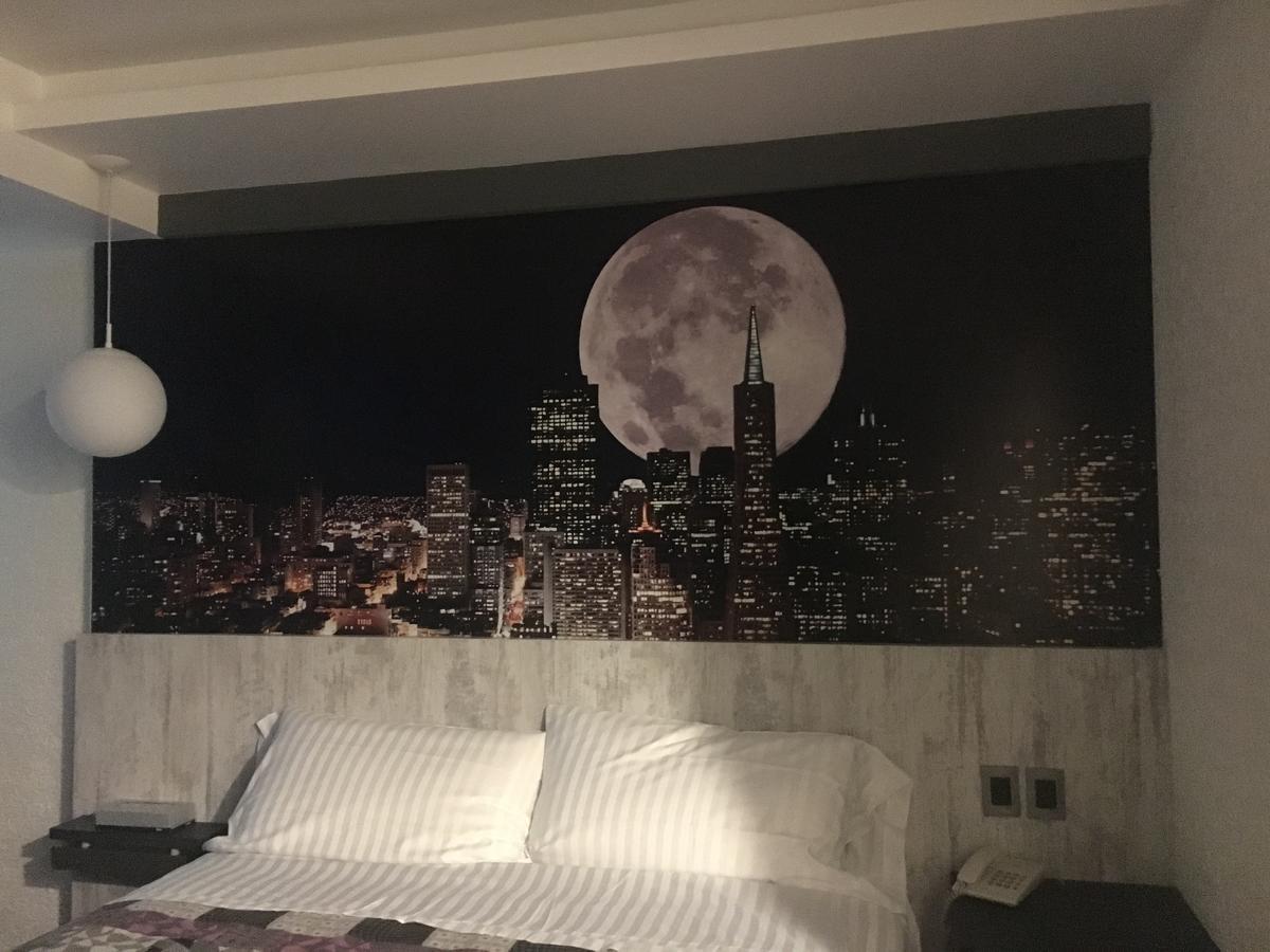 Hotel La Luna Мехико Экстерьер фото